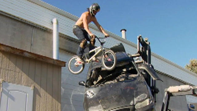 Thrillbillies - Season 3 - Road Kill